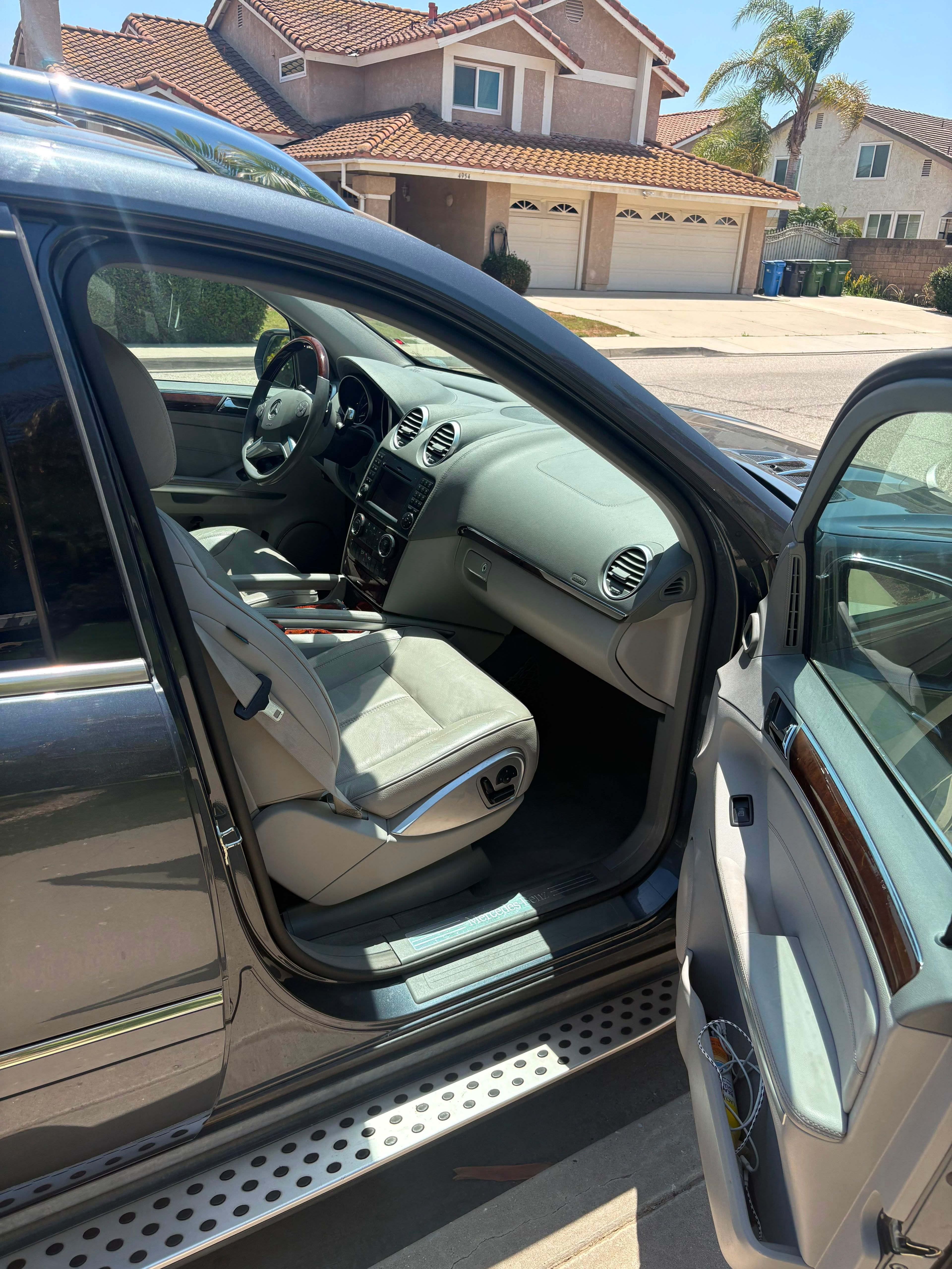 Used 2010 Mercedes-Benz GL 450 4MATIC image 10