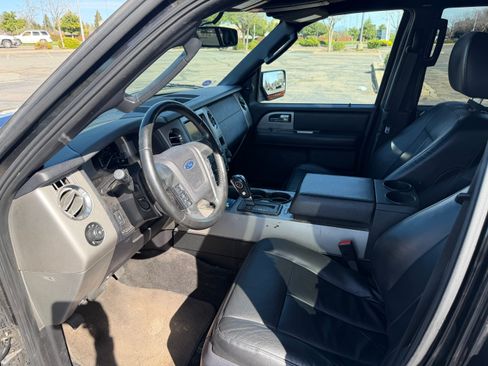 Used 2015 Ford Expedition EL XLT w/ Equipment Group 202A image 6