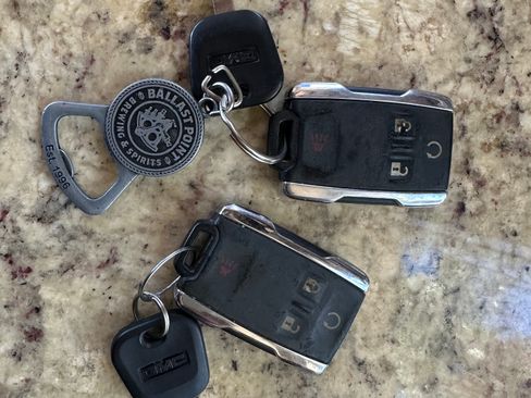 Used 2017 GMC Canyon Denali image 18