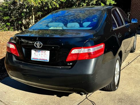 Used 2007 Toyota Camry LE image 4