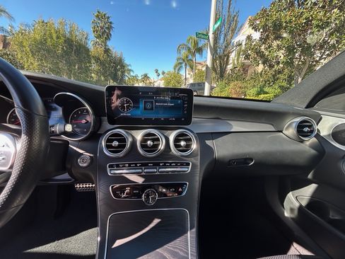 Used 2019 Mercedes-Benz C 300 Sedan image 23