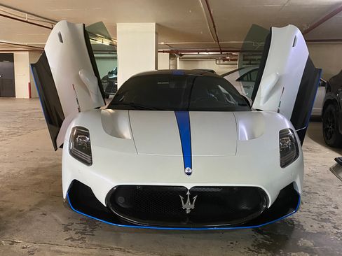 Used 2022 Maserati MC20 Coupe RWD image 6