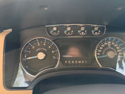 Used 2014 Ford F150 Lariat w/ Equipment Group 502A Luxury image 12