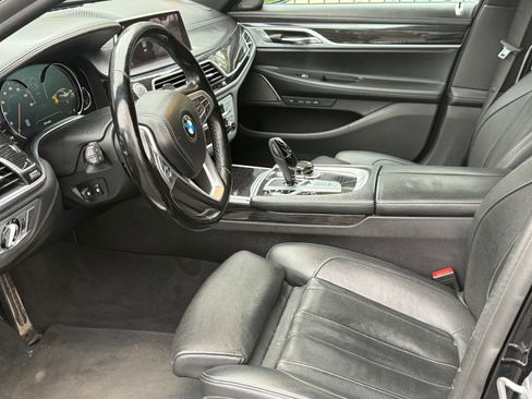 Used 2019 BMW 740i xDrive w/ Executive Package AWD/4WD image 14