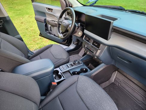 Used 2025 Ford Maverick XL w/ 4K Tow Package image 11