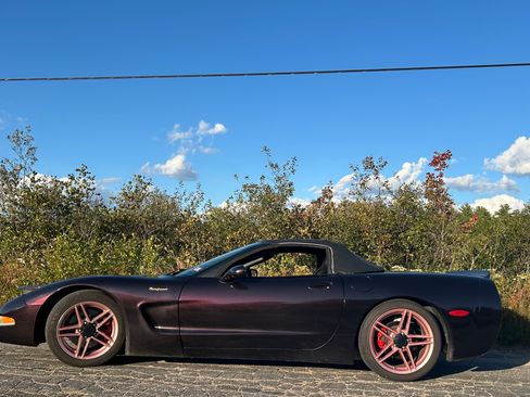Used 2003 Chevrolet Corvette Convertible w/ Preferred Equipment Group1 image 12