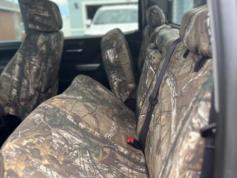 Used 2016 Chevrolet Silverado 2500 LT w/ LT Convenience Package image 10