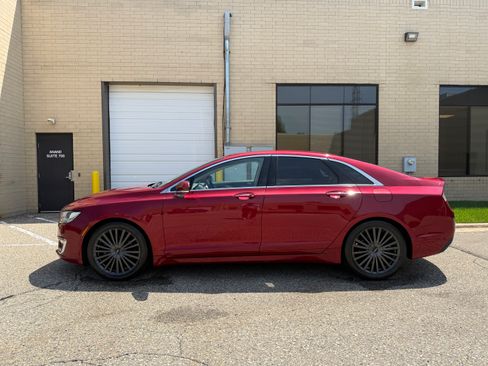 Used 2018 Lincoln MKZ Reserve w/ Technology Package FWD image 8