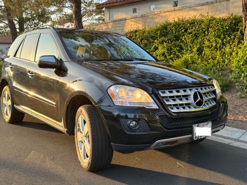 Used 2009 Mercedes-Benz ML 350 4MATIC image 14