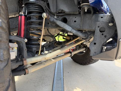 Used 2018 Jeep Wrangler Unlimited Rubicon image 16