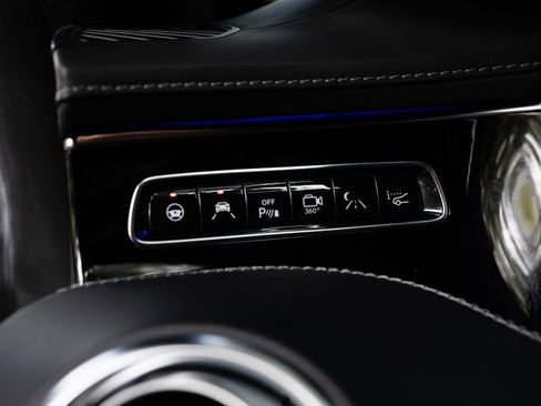 Used 2015 Mercedes-Benz S 550 4MATIC Coupe image 9