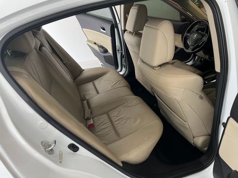 Used 2013 Acura ILX w/ Technology Package image 16