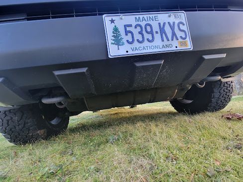 Used 2018 Toyota Tundra SR5 w/ TRD Off Road Package image 17