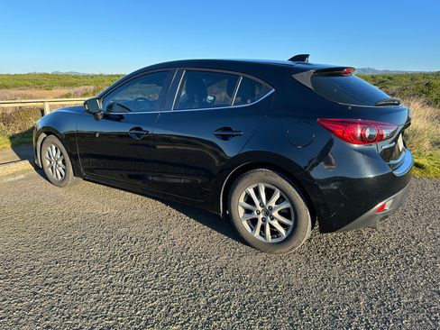 Used 2014 MAZDA MAZDA3 i Grand Touring image 5