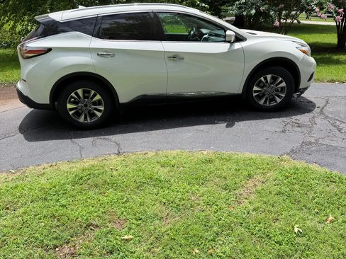 Used 2015 Nissan Murano SL w/ SL Technology Package FWD image 13