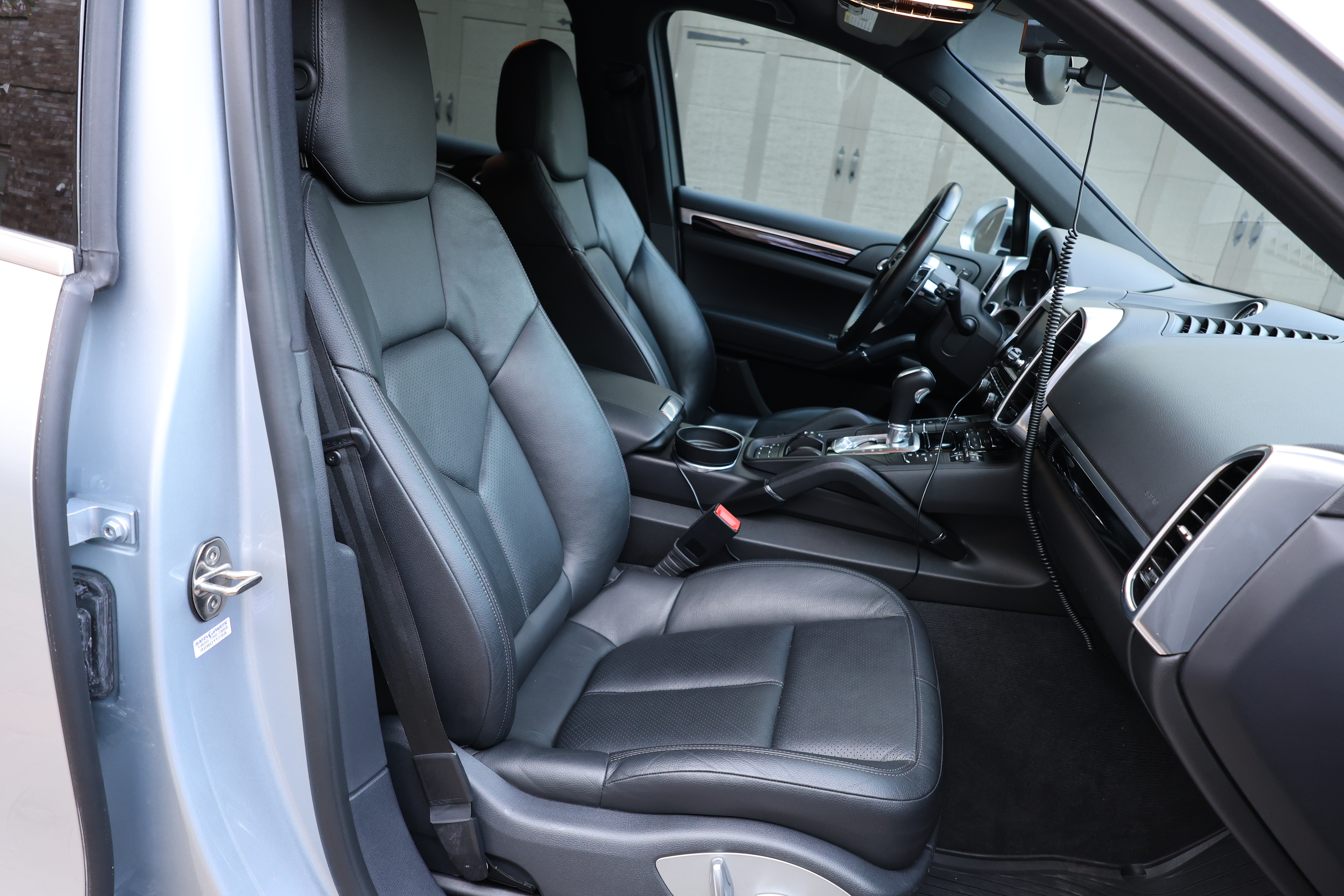 Used 2016 Porsche Cayenne Diesel AWD/4WD image 17