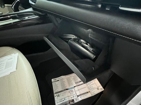 Used 2021 Cadillac Escalade Sport w/ Driver Assist Tech Package image 10