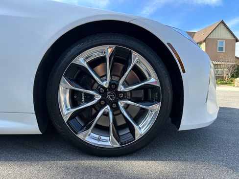 Used 2022 Lexus LC 500 Convertible image 26