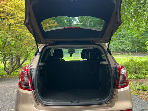 Used 2019 Buick Encore Preferred AWD/4WD image 4