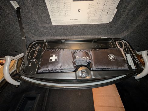 Used 2008 BMW M5 image 29