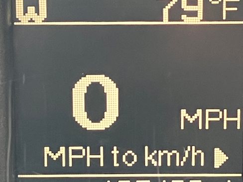 Used 2017 RAM 1500 Classic SLT image 10