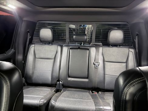 Used 2017 Ford F250 Lariat w/ Lariat Ultimate Package AWD/4WD image 11