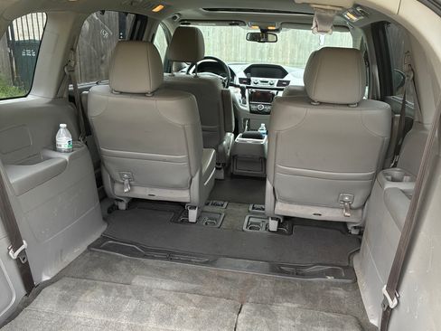 Used 2016 Honda Odyssey EX-L image 21
