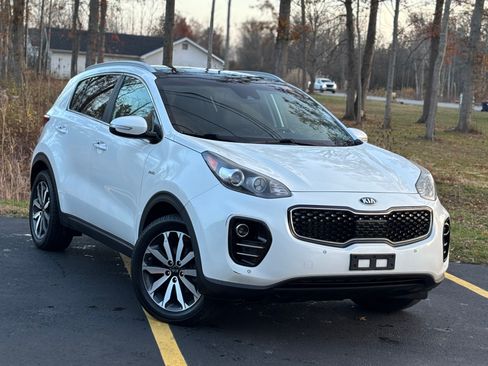 Used 2017 Kia Sportage EX w/ EX Technology Package image 12
