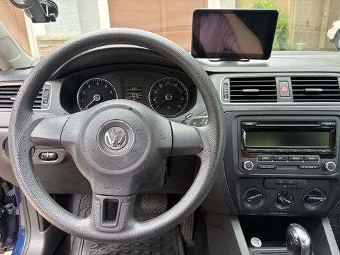 Used 2014 Volkswagen Jetta SE FWD image 11