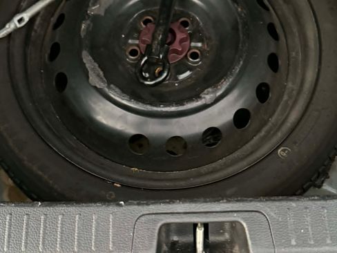 Used 2020 Toyota Corolla LE image 20