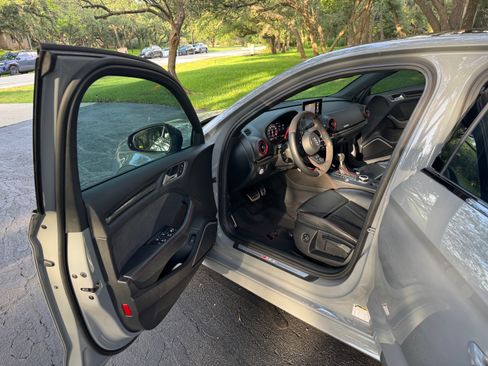 Used 2019 Audi RS 3 AWD/4WD image 11