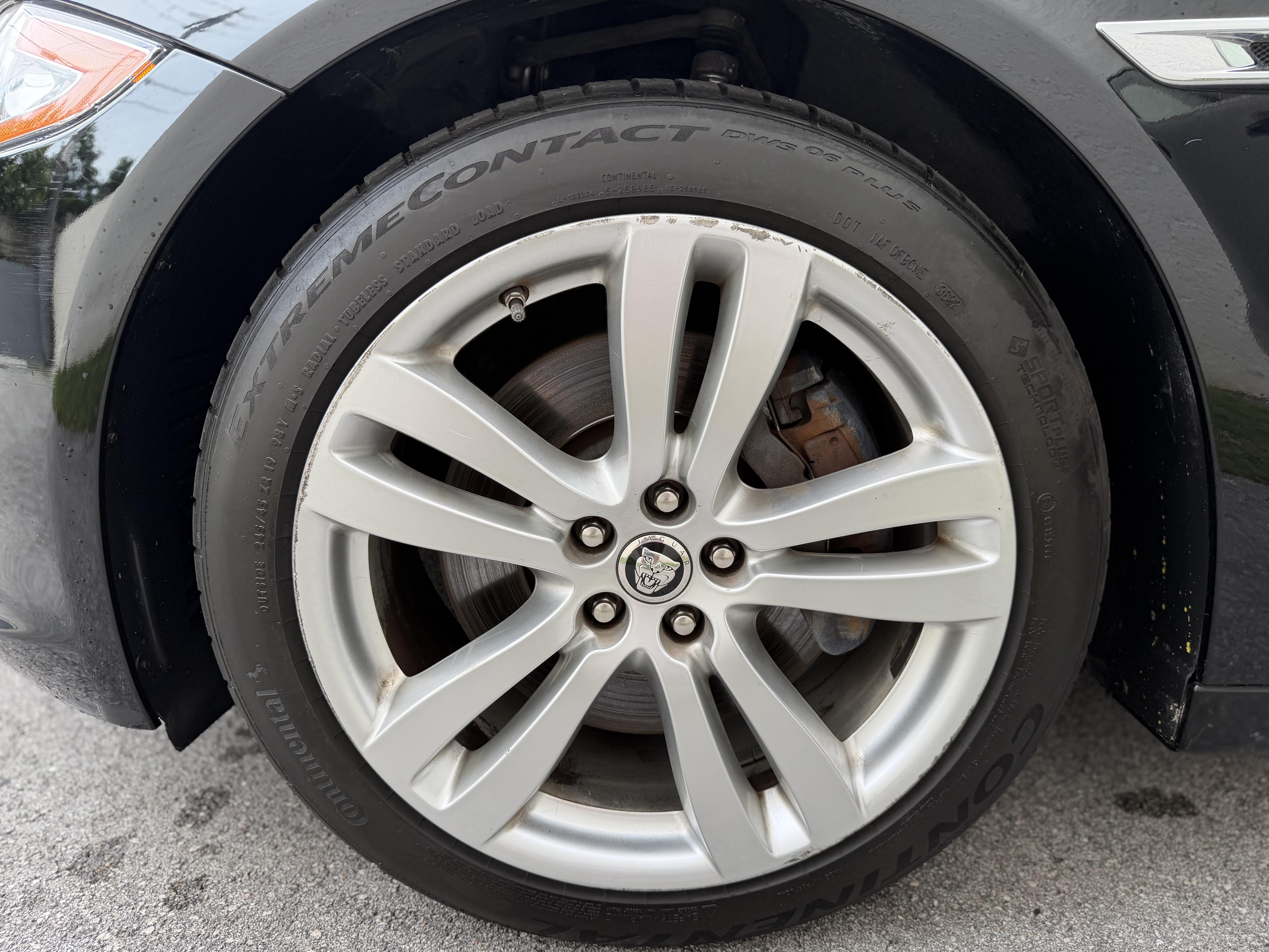 Used 2012 Jaguar XJ L RWD image 20