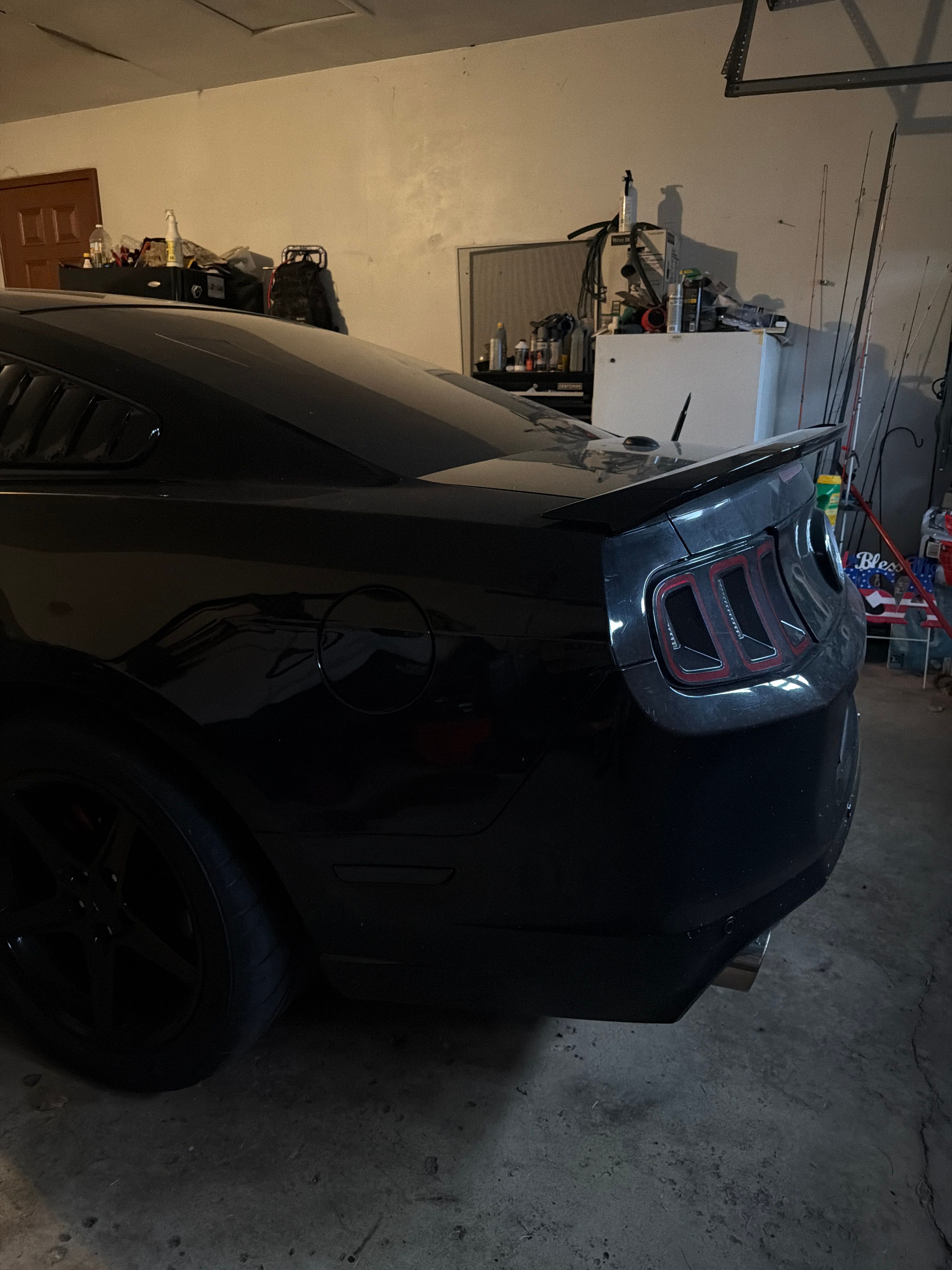 Used 2014 Ford Mustang GT Premium RWD image 12