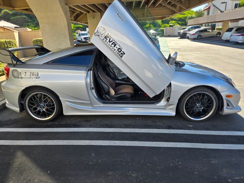 Used 2003 Toyota Celica GT-S image 1