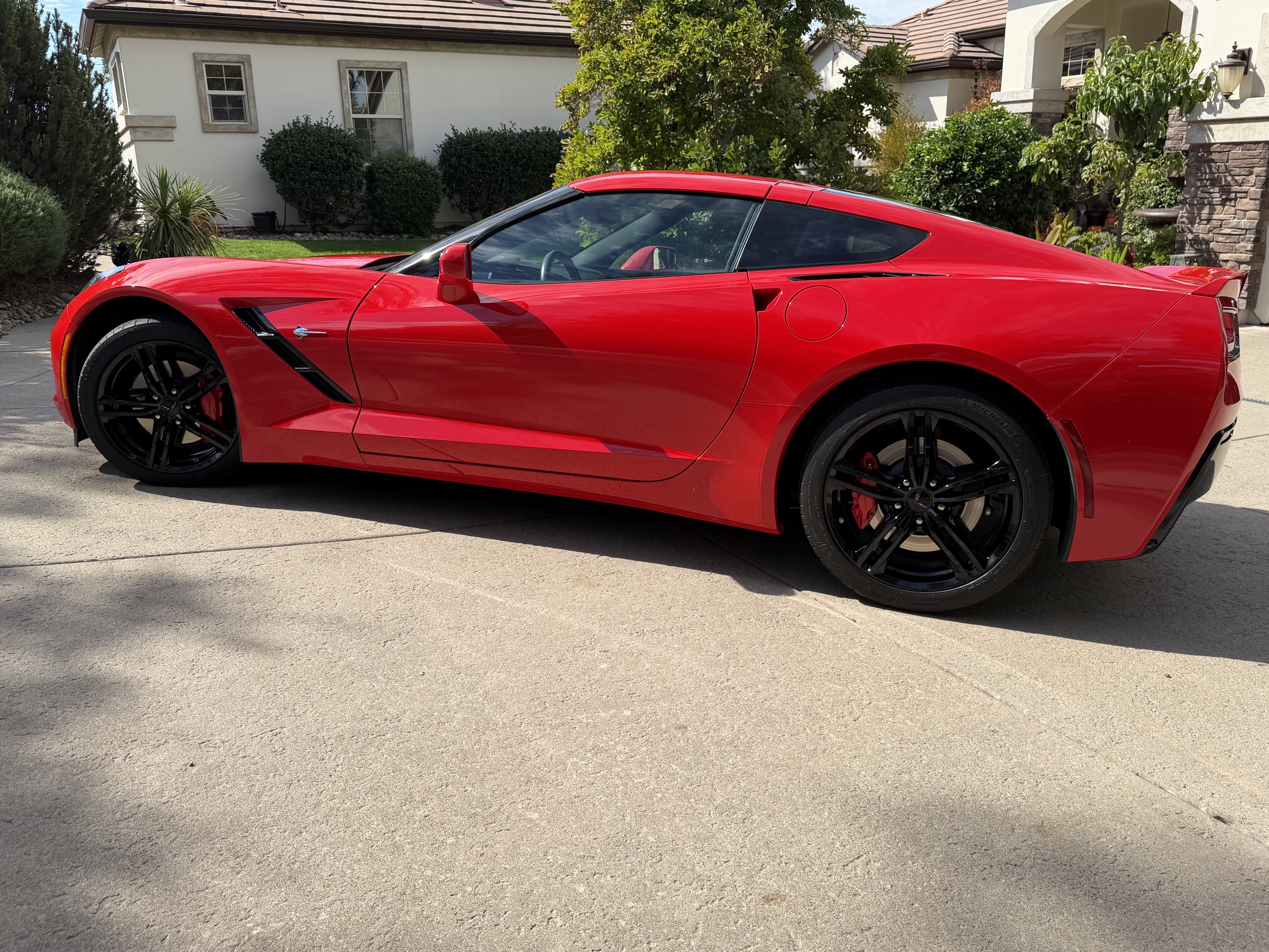 Used 2017 Chevrolet Corvette Stingray Coupe w/ 2LT Preferred Equipment Group RWD image 4