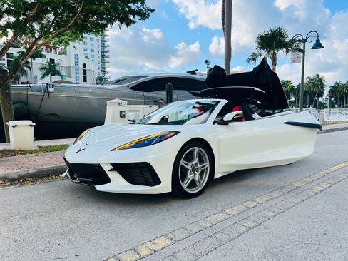 Used 2024 Chevrolet Corvette Stingray Preferred Conv w/ 2LT image 2