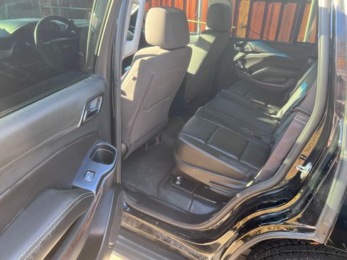 Used 2016 Chevrolet Tahoe 2WD image 12