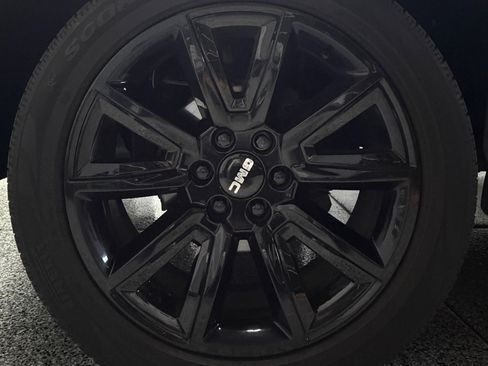 Used 2020 GMC Yukon SLT AWD/4WD image 7