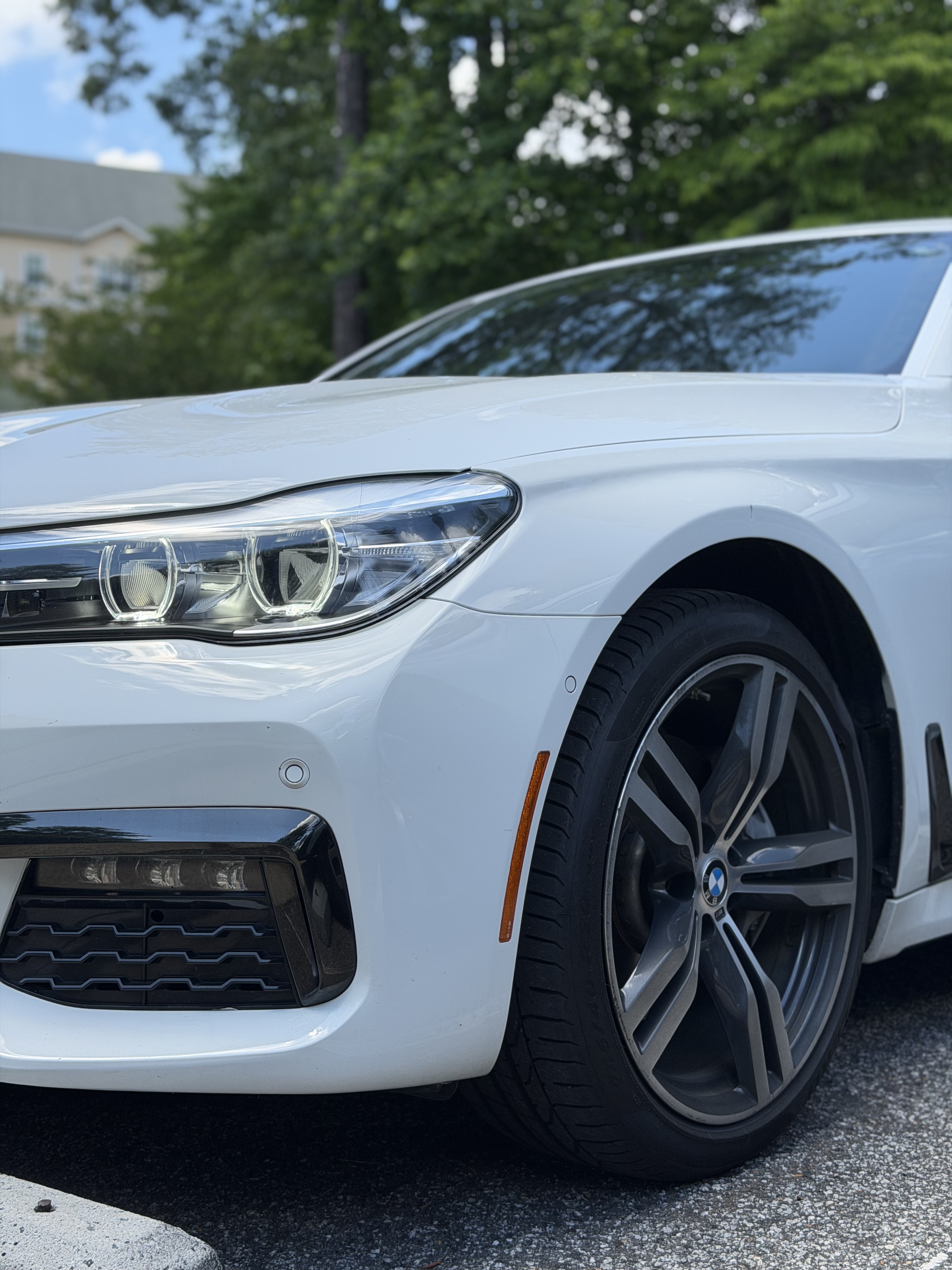 Used 2019 BMW 740i w/ Executive Package RWD image 20