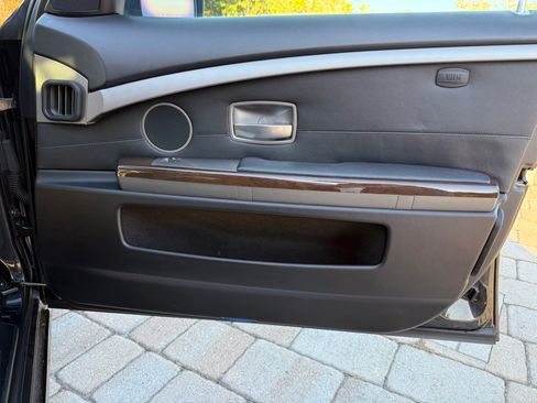 Used 2008 BMW 750Li image 24