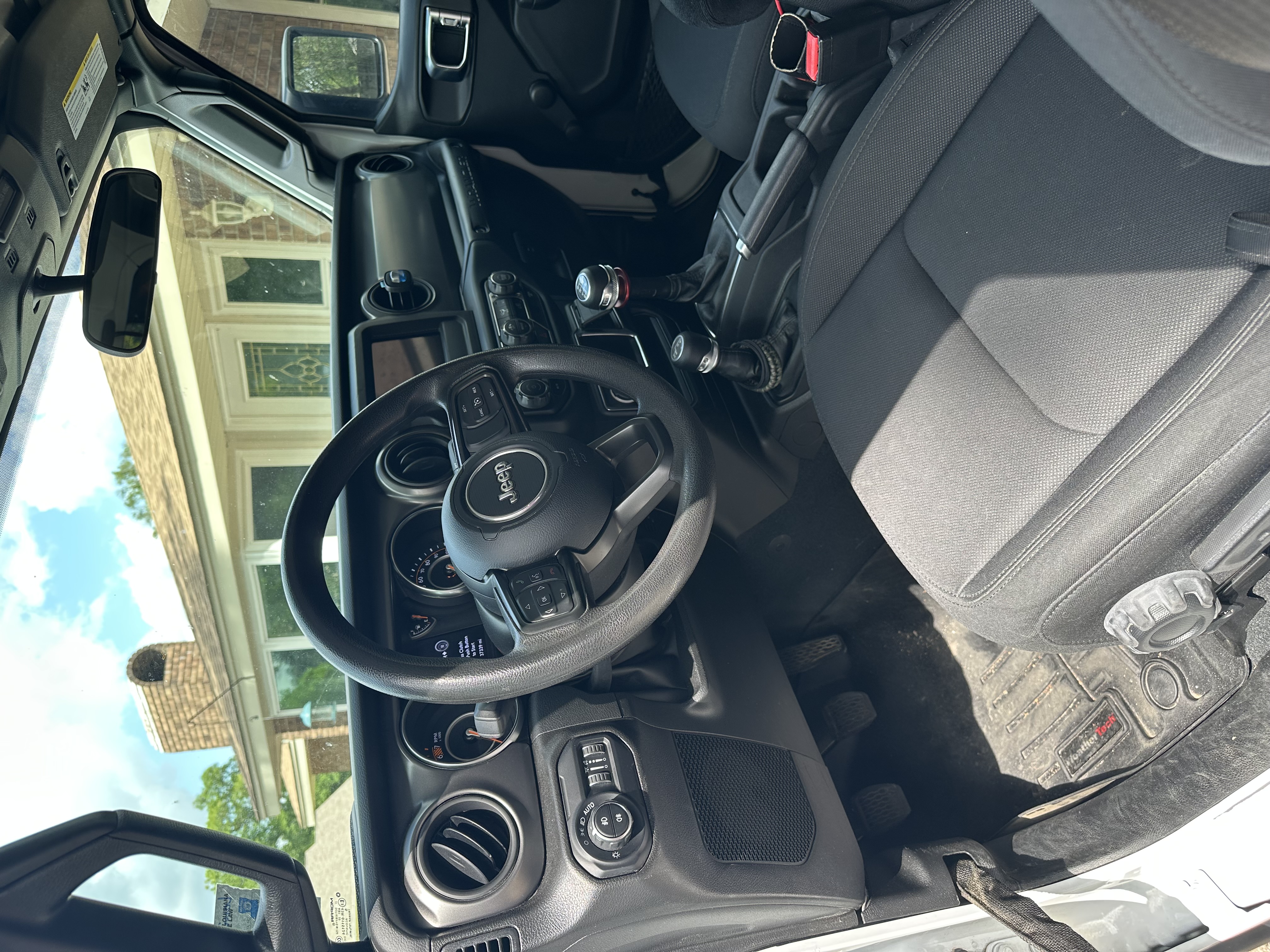 Used 2023 Jeep Wrangler Sport AWD/4WD image 6