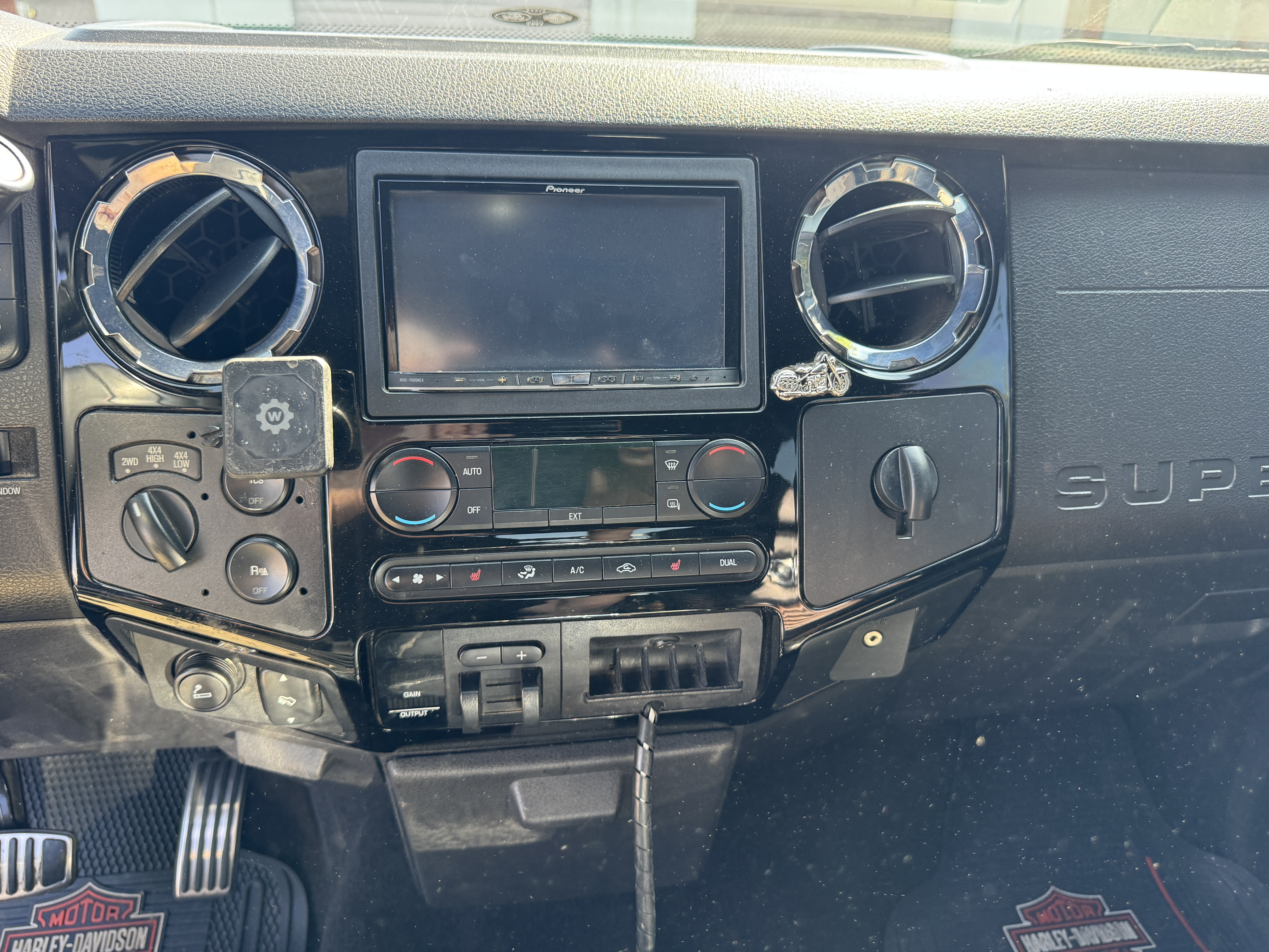 Used 2008 Ford F250 Harley-Davidson AWD/4WD image 22