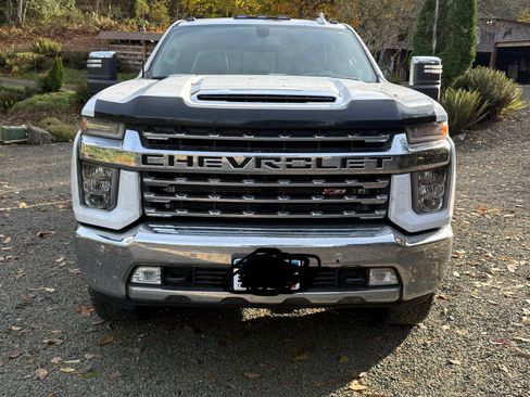 Used 2022 Chevrolet Silverado 3500 LTZ w/ LTZ Plus Package image 5