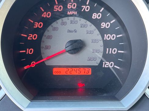 Used 2006 Toyota Tacoma PreRunner image 13