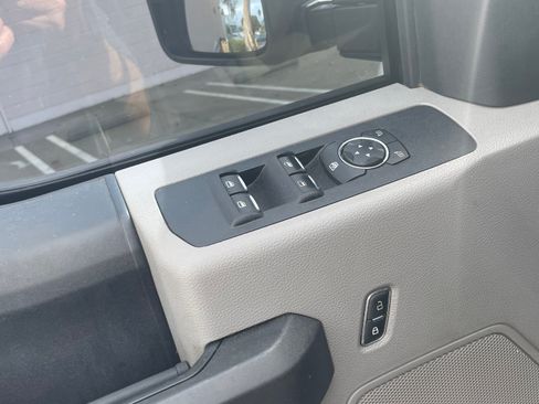 Used 2019 Ford F350 XL w/ Power Equipment Group image 10