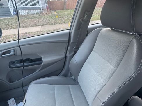 Used 2012 Honda Insight EX image 12