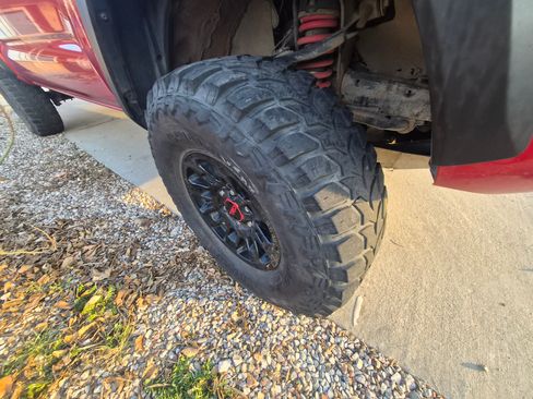 Used 2017 Toyota Tacoma TRD Pro image 10