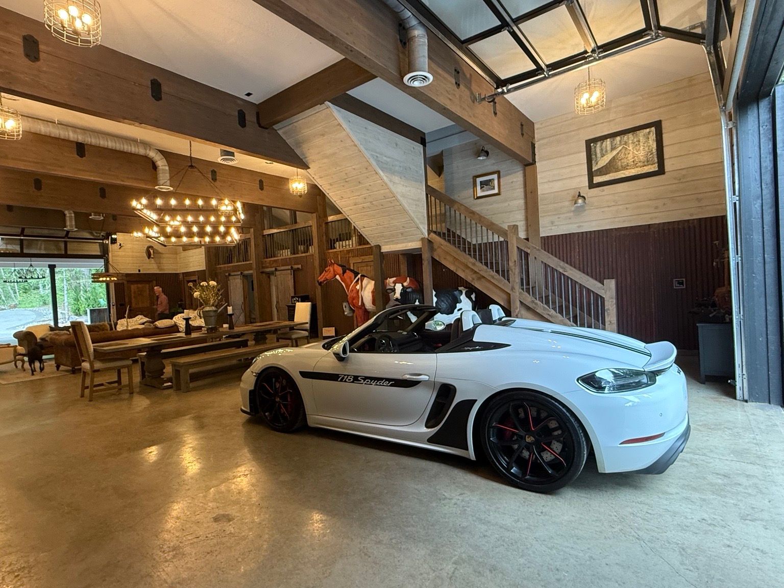 Used 2020 Porsche 718 Boxster Spyder RWD image 18