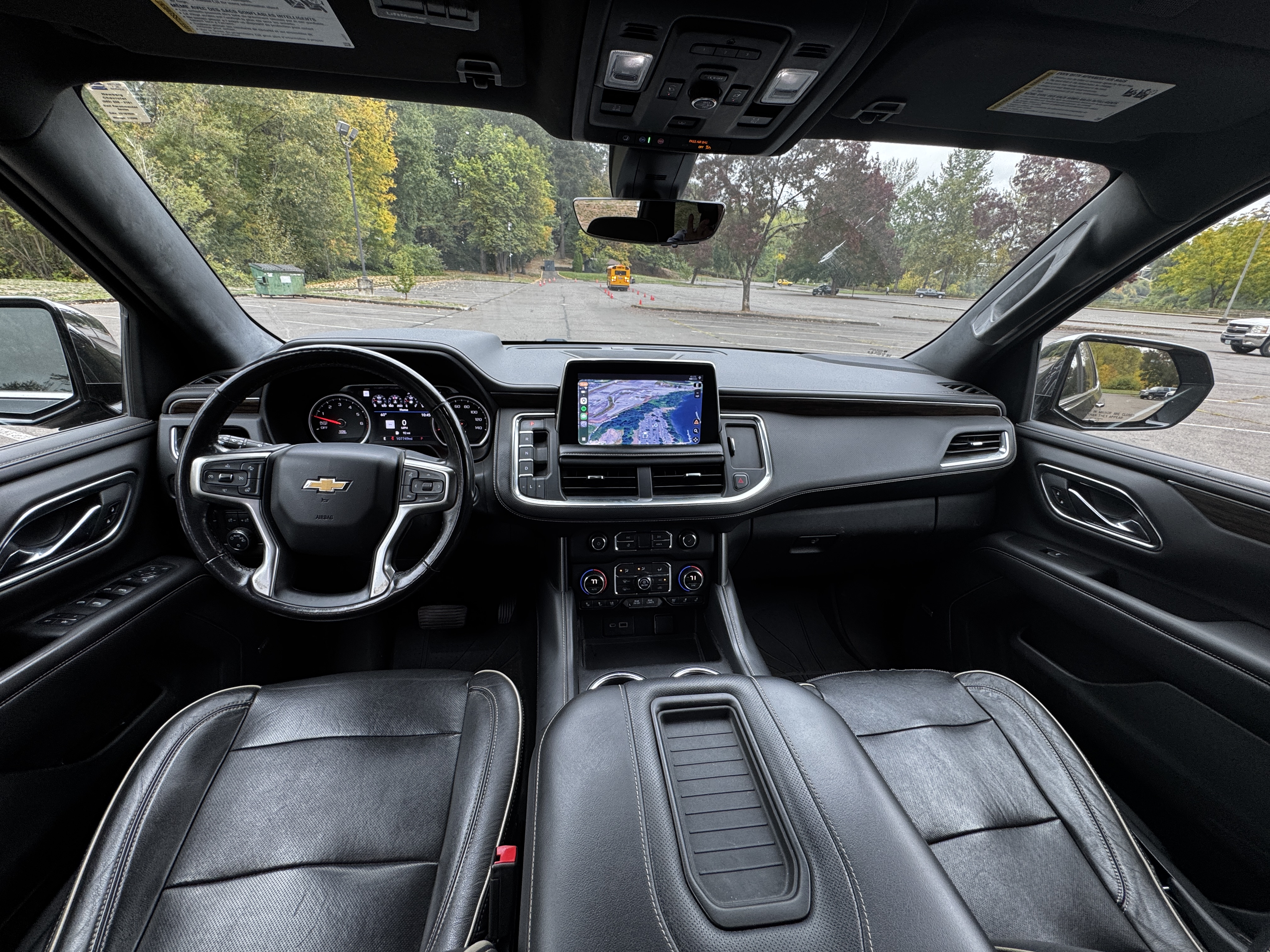 Used 2021 Chevrolet Tahoe Premier w/ Premium Package AWD/4WD image 10
