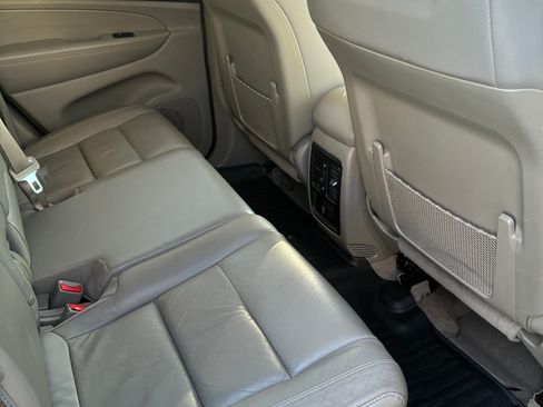 Used 2013 Jeep Grand Cherokee Laredo image 11